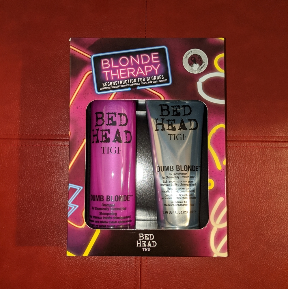 TIGI Dumb Blonde Shampoo & Reconstructor